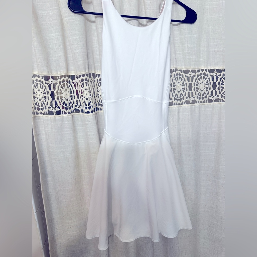 Lululemon full court Tennis Dress